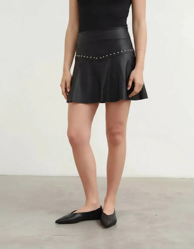 Mini Pollera Evasé Eco Cuero Negro Lisa 40