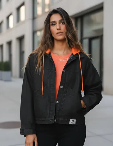 Campera De Jean Con Capucha Desmontable Modelo Amplio