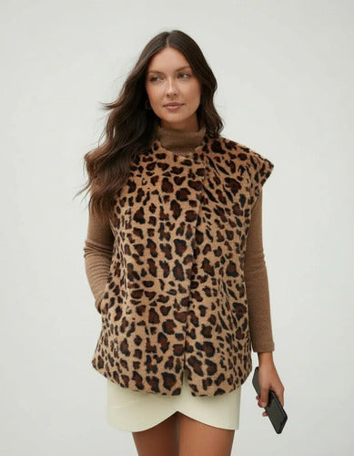 Chaleco De Piel Sintética Y Eco Cuero Reversible Negro Animal Print Único