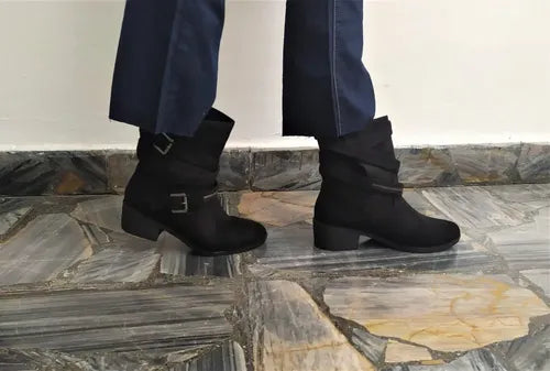 Botas Botinetas De Gamuza Negro 37 Ar