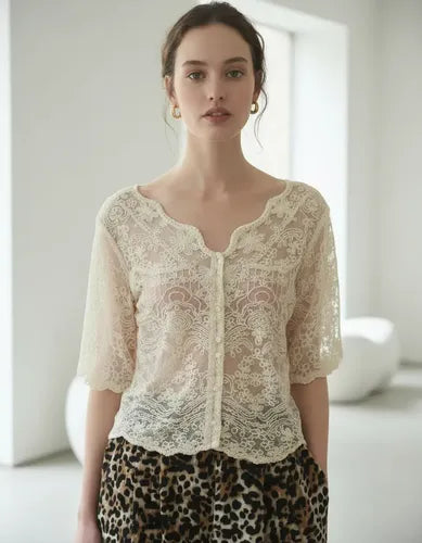 Blusa De Gasa Labrada Corta