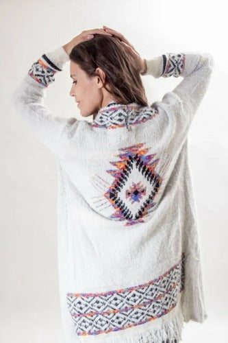 Saco Blanco Con Flecos Importado Talle L Estilo Folk Blanco Geométrico L