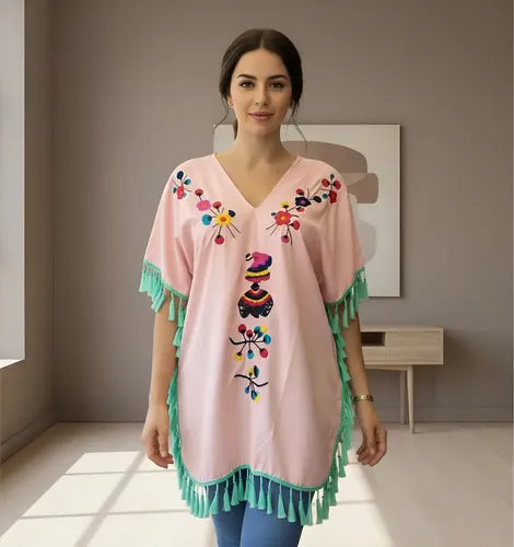 Túnica Poncho Blusa Grande Bordada Importada Amplia Rosa Bordado Único