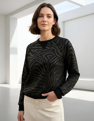 Buzo Con Diseño Lurex Único Negro Con Dorado