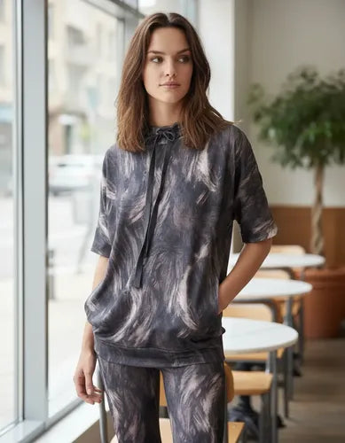 Buzo Manga Corta De Diseño Oversize M Gris Oscuro Estampado