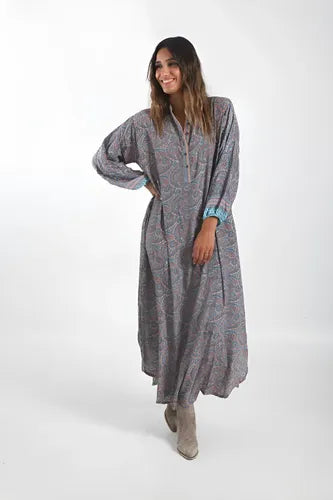 Vestido De Seda Hindú Estampado Largo Modelo Grande Turquesa Estampado Único