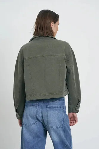 Campera De Gabardina Con Tachas Nueva 2da Selección Gris 40 Tachas