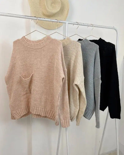 Sweater Tejido Con Bolsillo Oversize Amplio