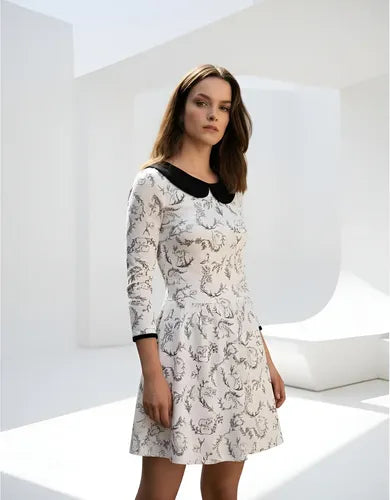 Vestido Estampado De Diseño Con Cuello