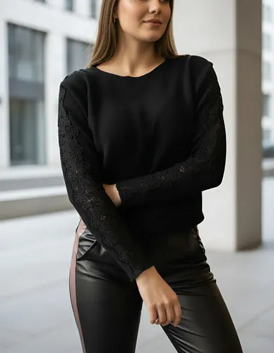 Sweater Con Strass Cod. 77 Negro Liso Único
