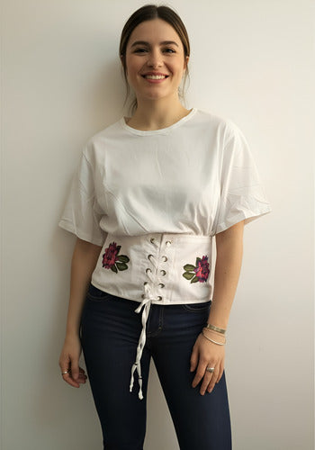 Remera Blusa Bordada Importada Estilo Boho Corset Blanco Bordado M