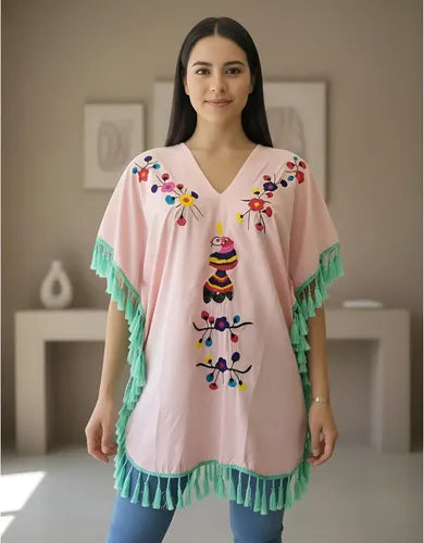 Túnica Poncho Blusa Grande Bordada Importada Amplia Rosa Bordado Único