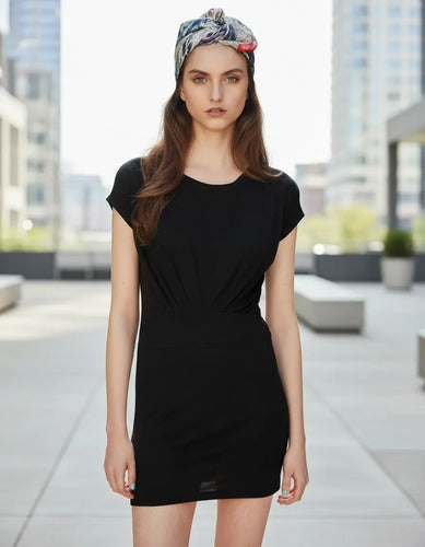 Vestido De Noche Corto Elastizado Negro Liso S