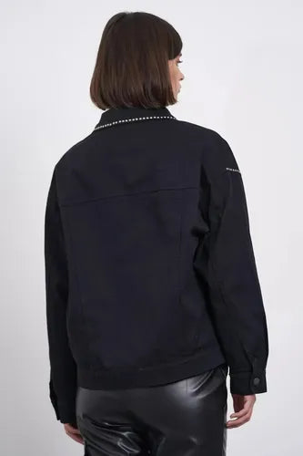 Campera De Gabardina Con Tachas Oversize Negro 40 Liso Con Tachas