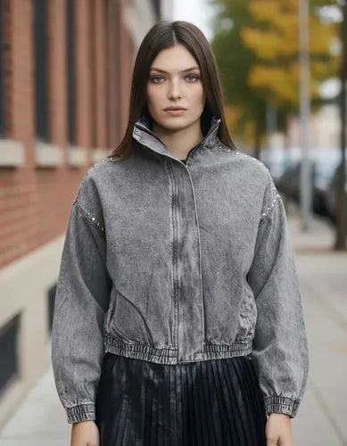 Campera Jean Denim Bomber Tachas