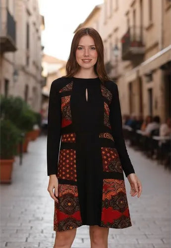Vestido De Modal Al Cuerpo Negro Con Azul Estampado M