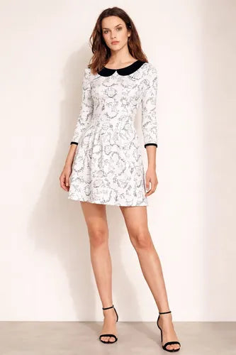 Vestido Estampado De Diseño Con Cuello