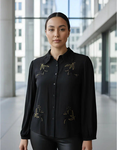Camisa Broderie Con Dorado Bordada Importada  Negro Liso S