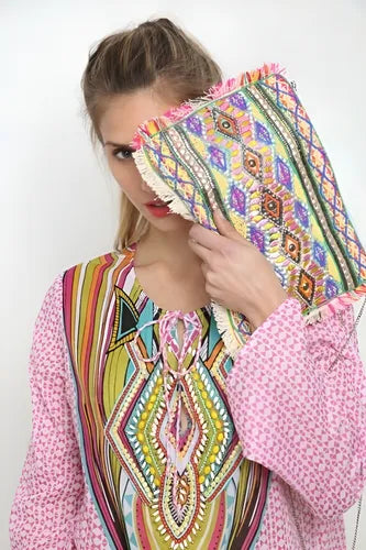Cartera Bandolera Sobre Importado Bordado Tipo Holi Rapsodia