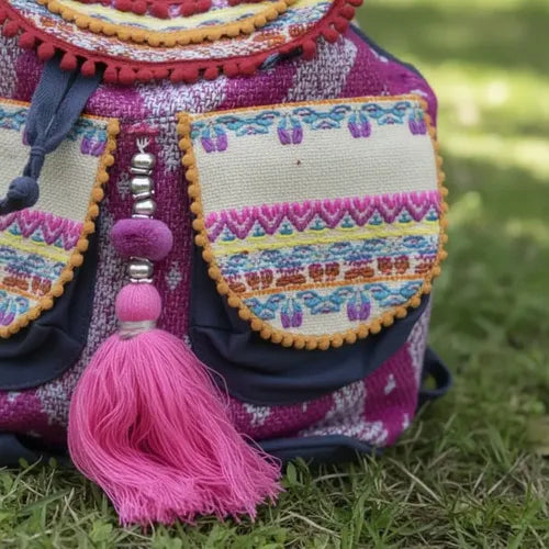 Mochila Bordada Estilo Folk