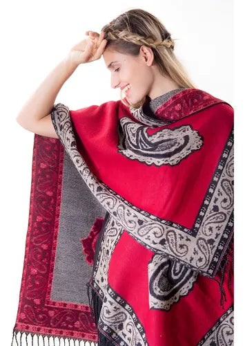 Ruanas Ponchos Grandes De Lanilla Divinos Tipo Rapsodia Vars Negro Lanilla U
