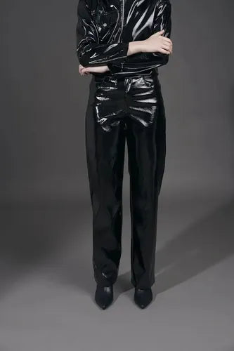 Pantalón De Charol Negro Liso 38