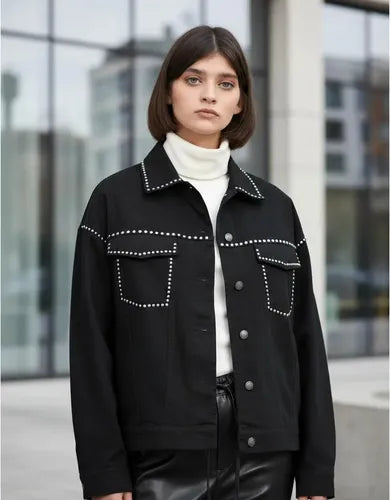 Campera De Gabardina Con Tachas Oversize Negro 40 Liso Con Tachas