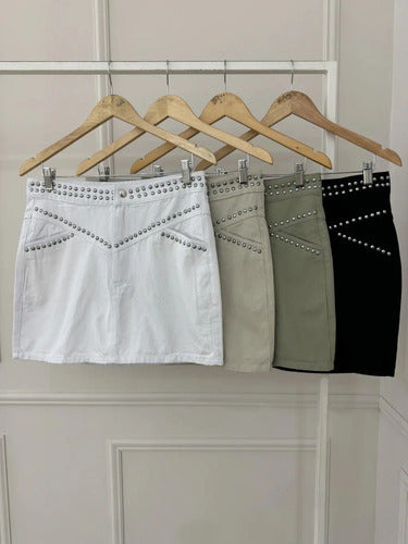 Mini Pollera De Gabardina Con Tachas