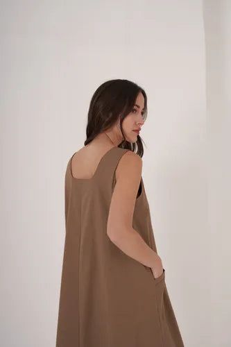 Vestido De Lino Escote Cuadrado Gris Lisa Único