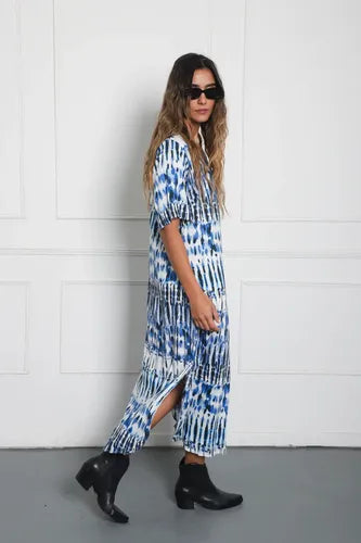 Vestido Largo De India Estampado Amplio Blanco Con Azul Estampado M