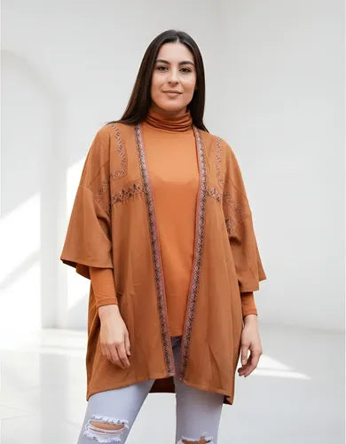 Saco Kimono Gamuzado Bordado Talle Amplio Negro L