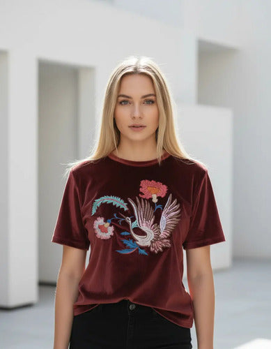 Remera De Chifón Bordada